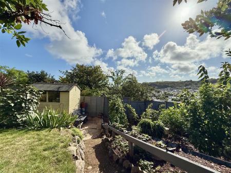 Veg Patch & Shed.JPG