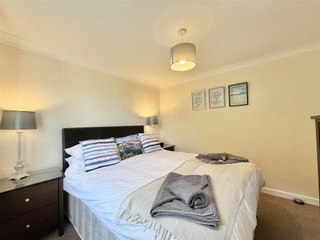 Bedroom..jpg