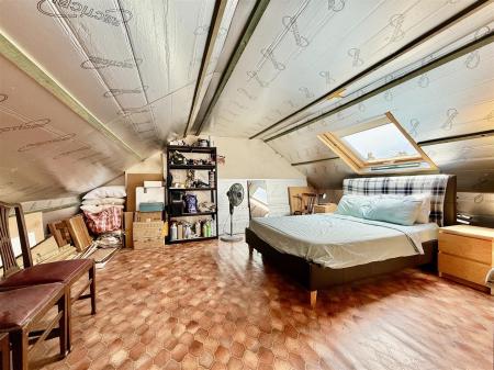 Loft Room.jpg