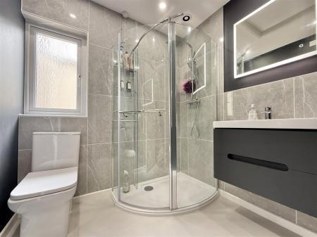 Shower Room.jpg