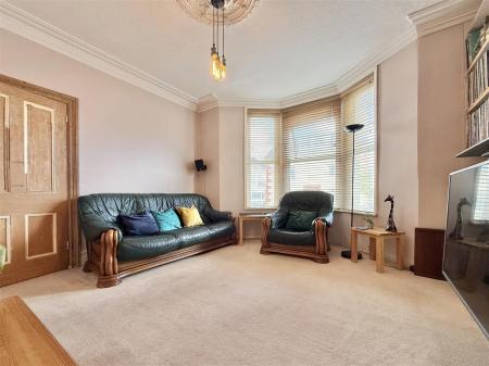 Living Room.jpg