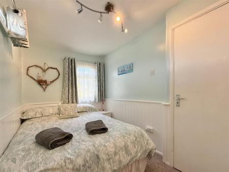 Bedroom  2.jpg