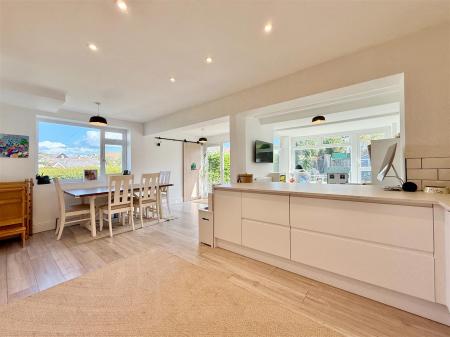 Dining Area From Kitchen.JPG