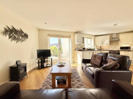 Living Area.jpeg