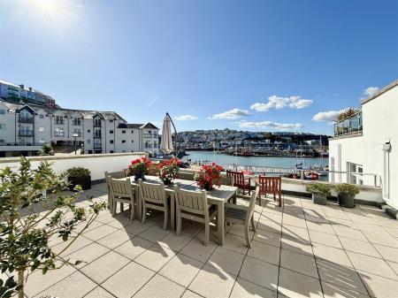 Communual Terrace.JPG