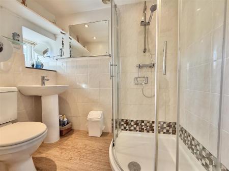 Shower Room.jpeg
