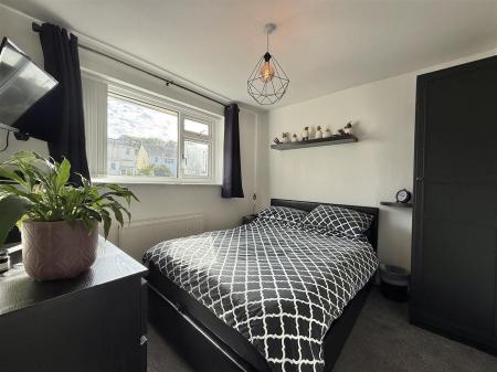 Bed 2.JPG