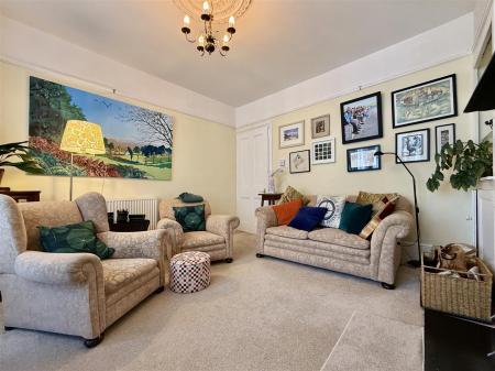 Living Room.jpg