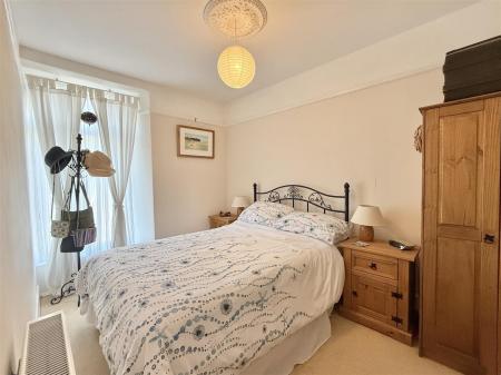 Bedroom 2.jpg