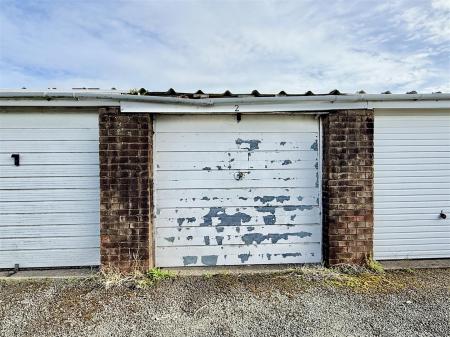 Garage (3).jpg