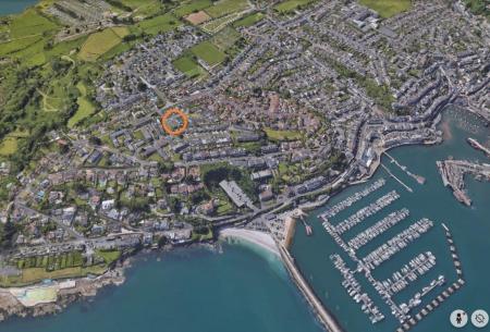 Marina Close Overhead.jpg