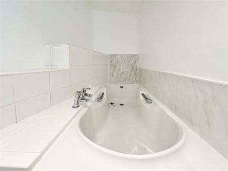 Bath Area.JPG