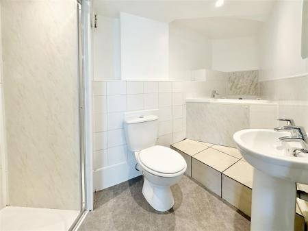 Bathroom.JPG