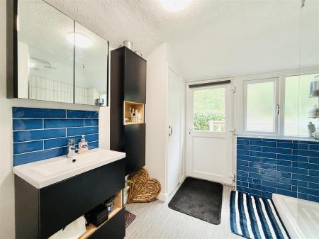Washbasin.JPG