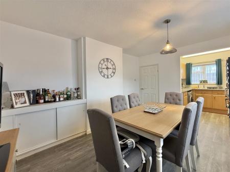 Dining_Room.jpg