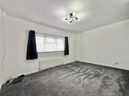 Bedroom  1.jpg