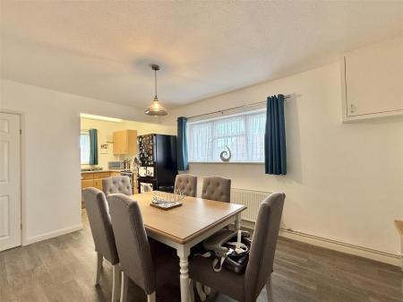 Dining  Room.jpg