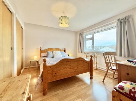 Bed 1 (2).JPG