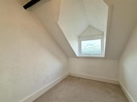 Flat 3 - Bedroom 2.jpg