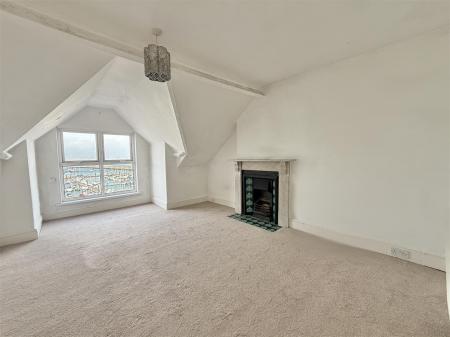 Flat 3 - Living Room.jpg