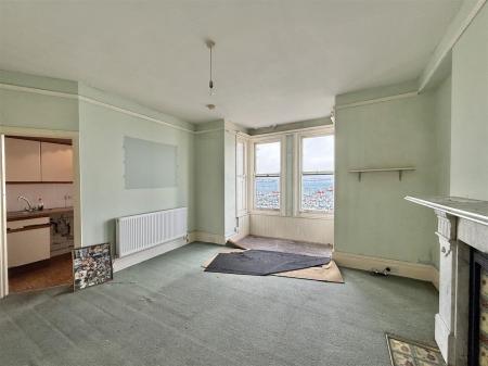 Flat 2 - Living Space.jpg