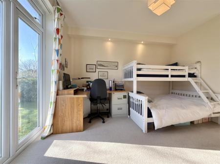 Bedroom 2.JPG