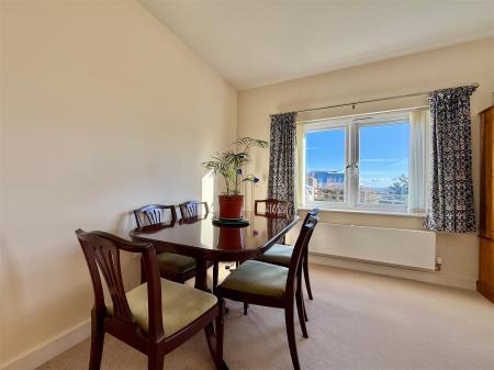 Dining Area.JPG