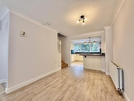 Dining Area.jpg