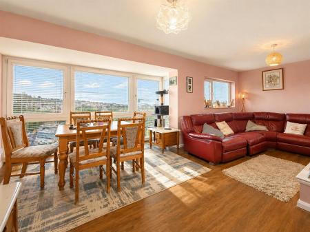 Living Room.png