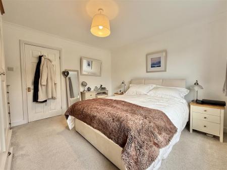 Bedroom  1.jpg