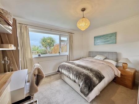 Bedroom  2.jpg