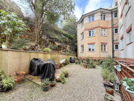 Communual Gardens.JPG