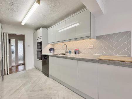 Kitchen_.jpeg