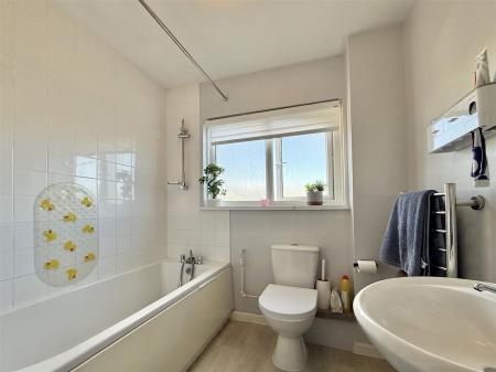 Bathroom.jpg