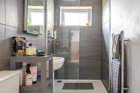 En Suite.jpg