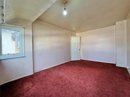 Bedroom 1.jpg