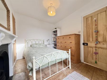 Bedroom 2.jpeg