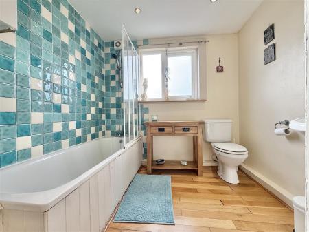 Family  Bathroom.jpeg