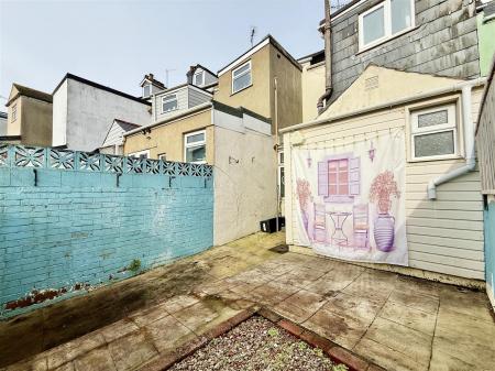 Rear  Garden.jpeg