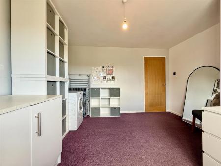 Bedroom 2.jpg