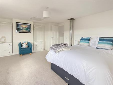 Bedroom.JPEG