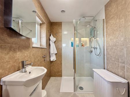 Bathroom_.jpg
