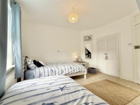 Bedroom  2.jpg