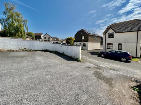 Flat 1 Garrow Court 7.JPG