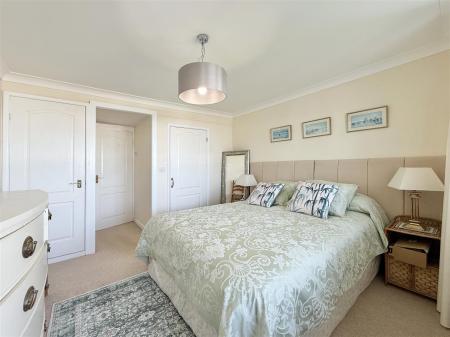 Bedroom  1.jpg
