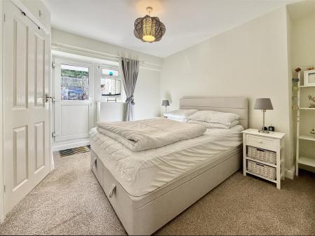 Bedroom.JPG