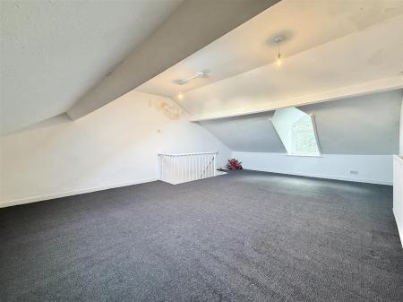 Bedroom 3 - Loft.jpeg