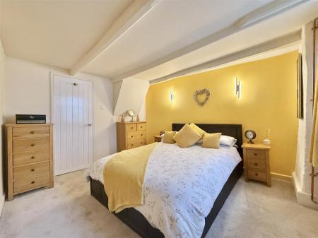 Bedroom  2.jpeg