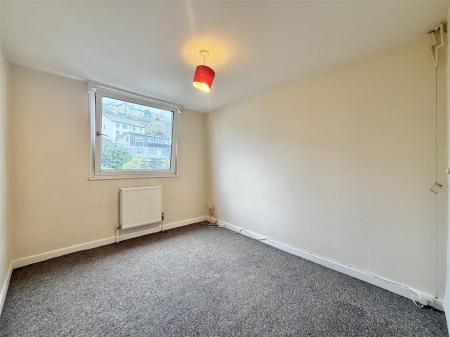 Bedroom 4.jpeg