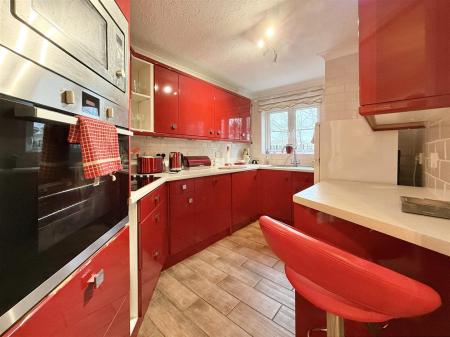 Kitchen.JPG